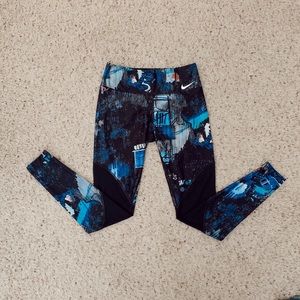 Nike leggings